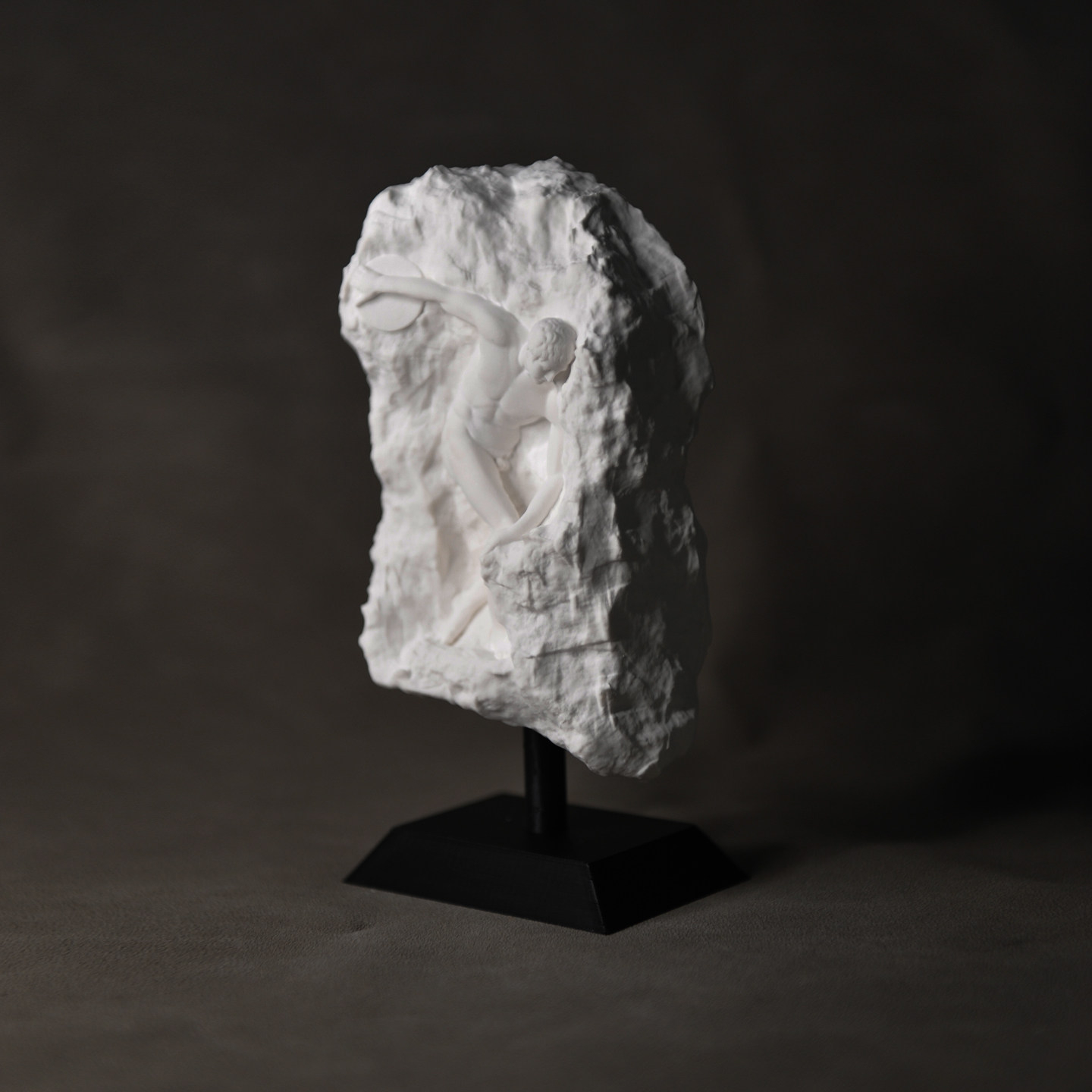 Greek Discobolus Statue Plaste - Home Office Library 评论和价格